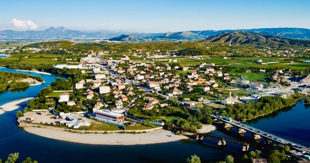 Photo vu de haut de shkoder